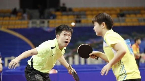 这背后是他 这背后是他