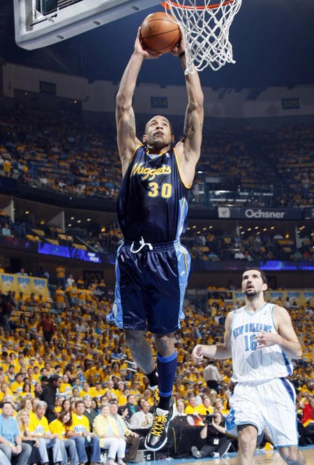 他当时轻轻 他当时轻轻