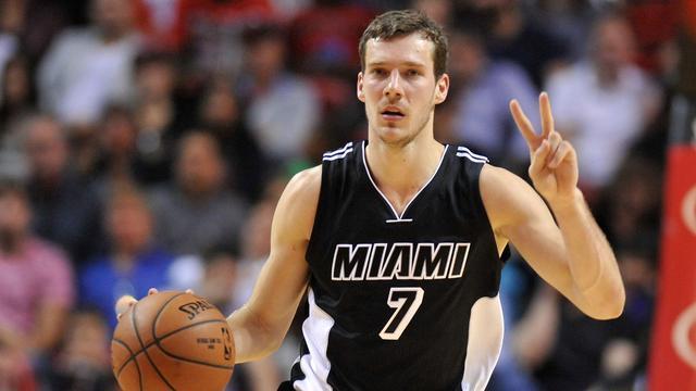 每支队伍都 每支队伍都