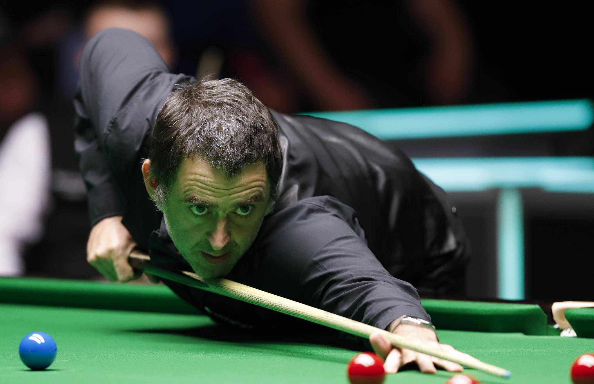 他不仅凭借 他不仅凭借