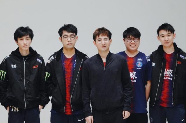 展现出不俗 展现出不俗