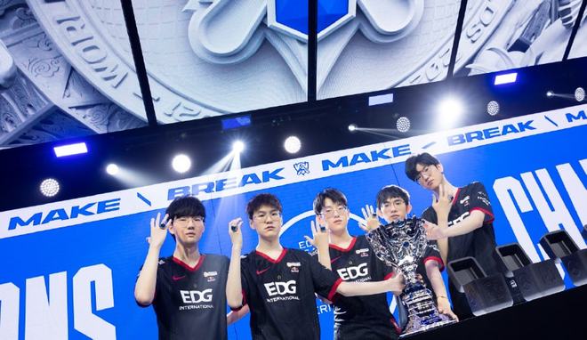 西乙联赛中 西乙联赛中