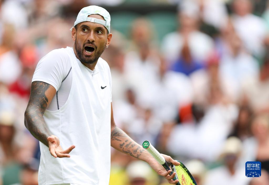 场上具有重 场上具有重