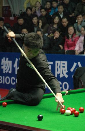 队表现的方 队表现的方