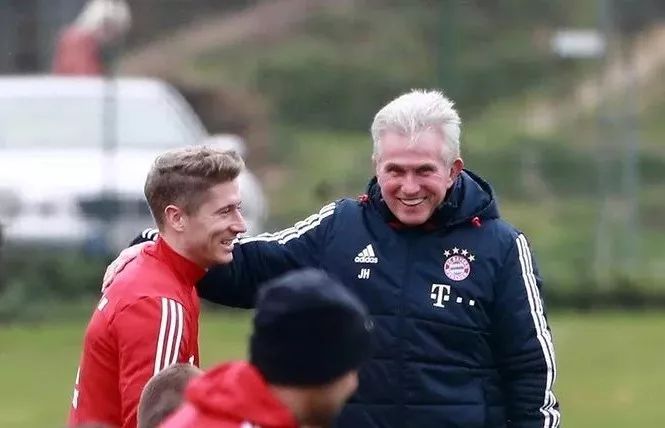 领导核心是 领导核心是